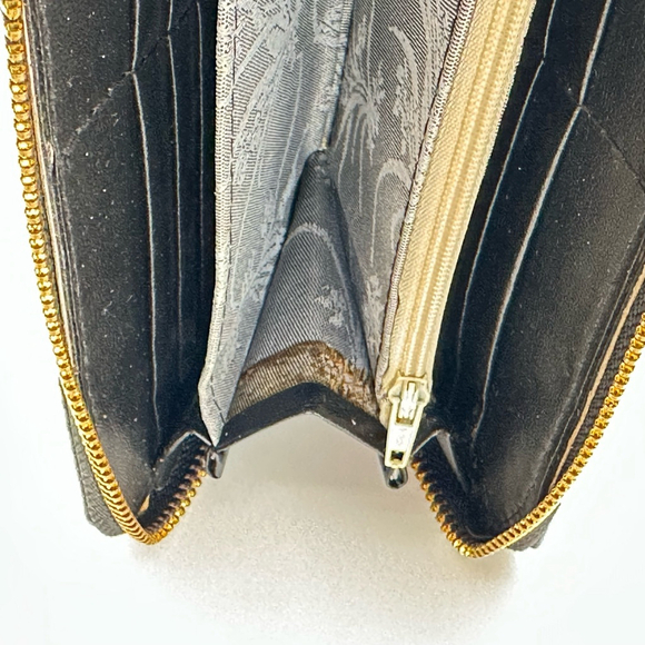 Michael Kors Black Python Embossed Snakeskin Leather Zip Around Wallet Charm - Picture 14 of 16